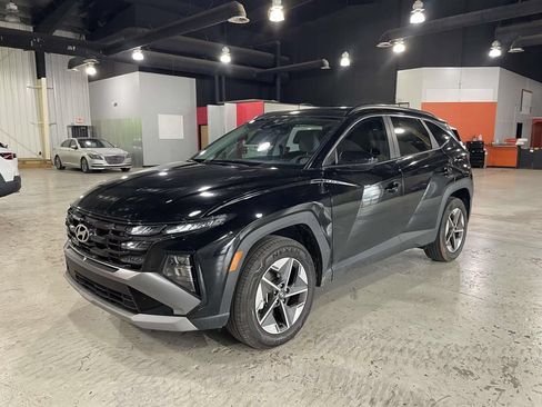Used 2025 Hyundai Tucson SEL AWD/4WD image 3