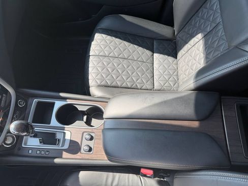 Used 2023 Nissan Murano Platinum AWD/4WD image 35