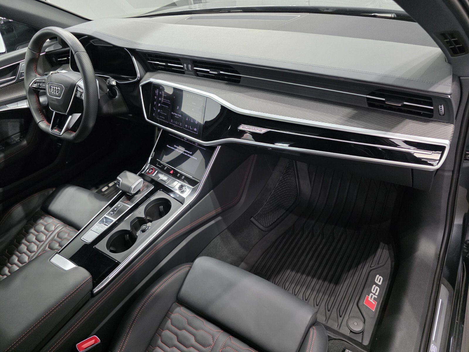Used 2024 Audi RS 6 performance AWD/4WD image 23