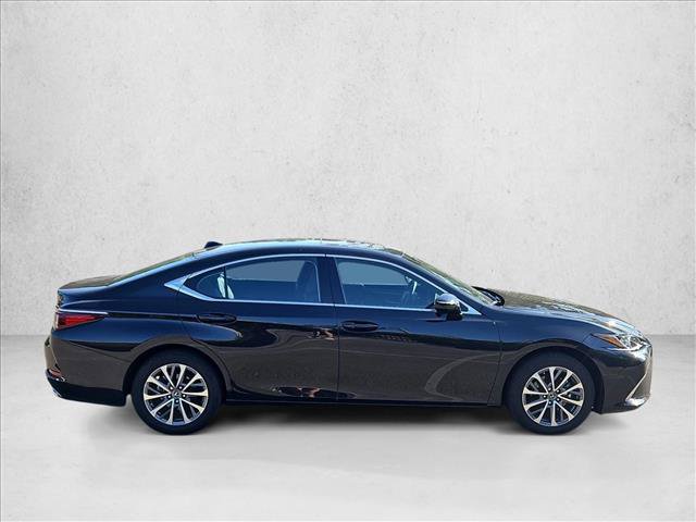 Used 2024 Lexus ES 350 FWD image 4