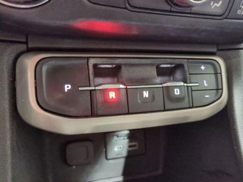 Used 2022 GMC Acadia Denali w/ Denali Ultimate Package image 33