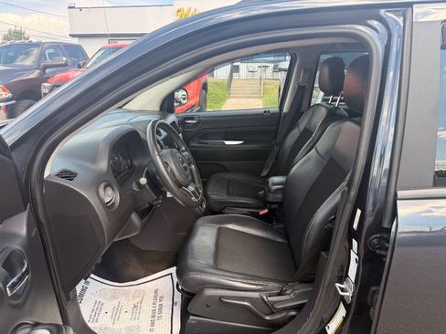 Used 2014 Jeep Compass Latitude w/ Sun/Sound Group AWD/4WD image 13