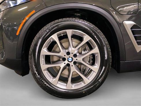 Used 2026 BMW X5 xDrive50e w/ Premium Package AWD/4WD image 10