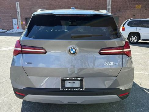 Used 2025 BMW X3 xDrive30i w/ Premium Package image 4