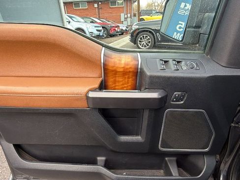 Used 2016 Ford F150 Limited w/ Trailer Tow Package image 20