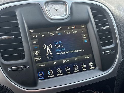 Used 2023 Chrysler 300 Touring L w/ Popular Equipment Group image 15