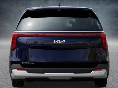 New 2026 Kia Carnival image 14