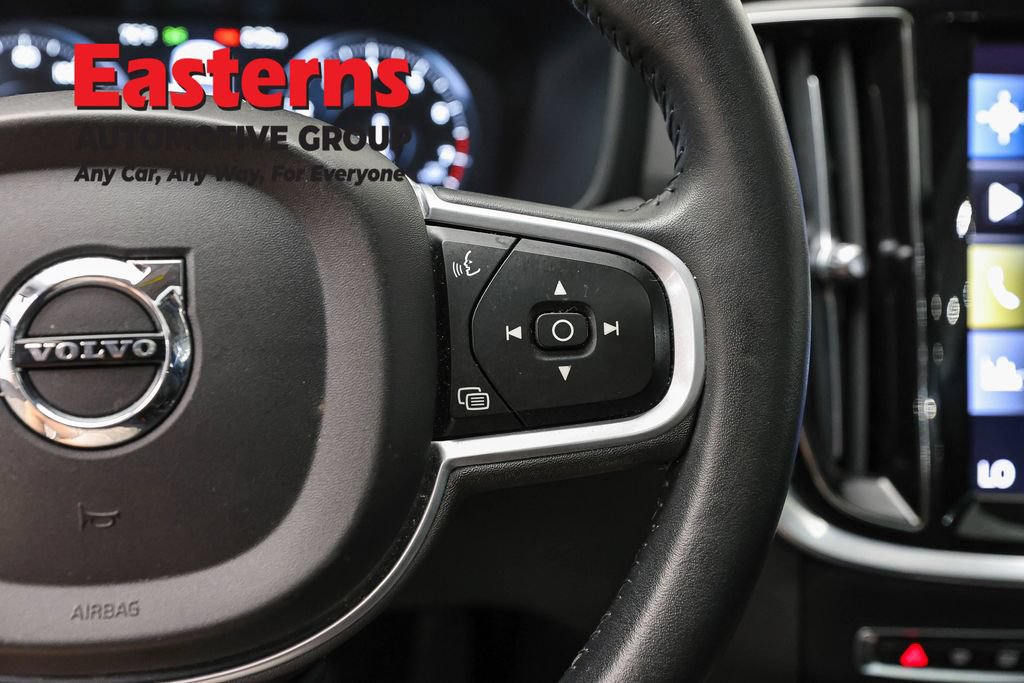 Used 2022 Volvo S60 B5 Inscription FWD image 18