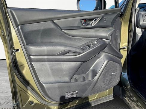 Used 2025 Subaru Ascent Bronze Edition image 22