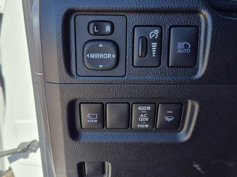 Used 2024 Toyota 4Runner Limited image 37