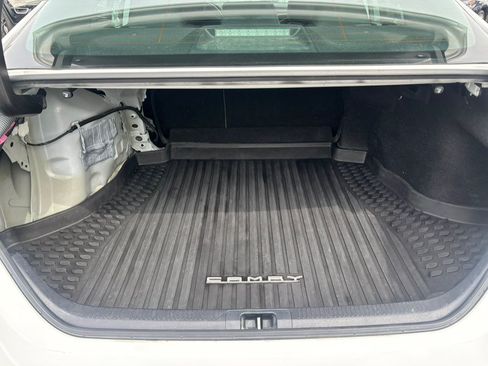 Used 2021 Toyota Camry LE FWD image 11