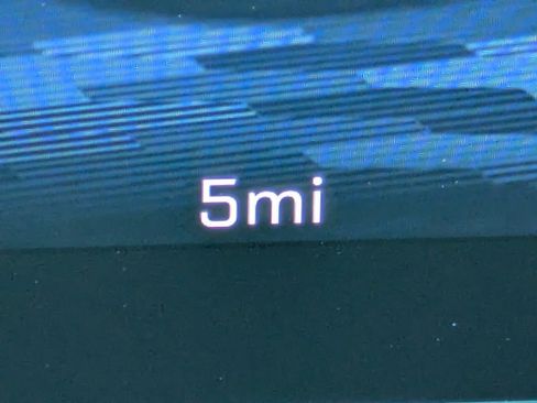 New 2026 Chevrolet Traverse LT w/ Midnight/Sport Edition FWD image 23