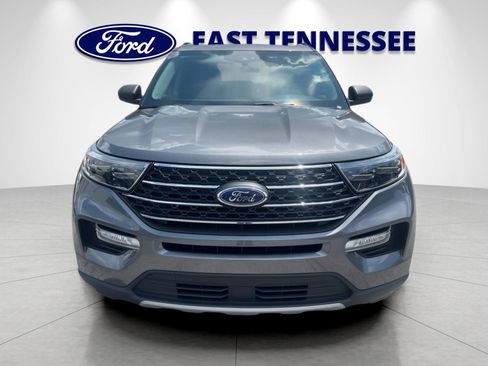 Used 2023 Ford Explorer XLT w/ Equipment Group 202A AWD/4WD image 9