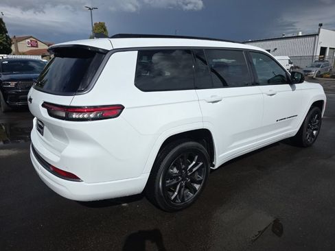 Used 2026 Jeep Grand Cherokee L Limited AWD/4WD image 5