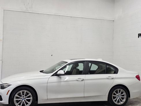 Used 2017 BMW 320i Sedan image 5