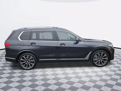 Used 2022 BMW X7 xDrive40i w/ Premium Package AWD/4WD image 7