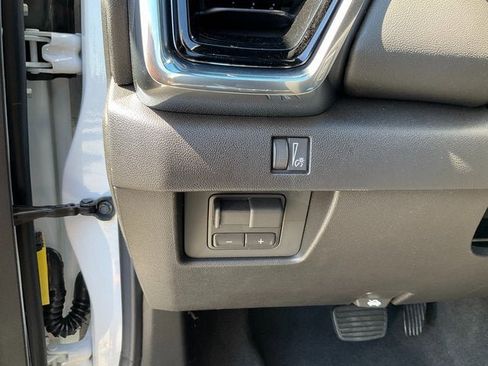 New 2026 GMC Canyon Elevation image 5