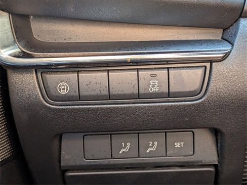 Used 2019 MAZDA MAZDA3 Hatchback w/ Premium Package image 25