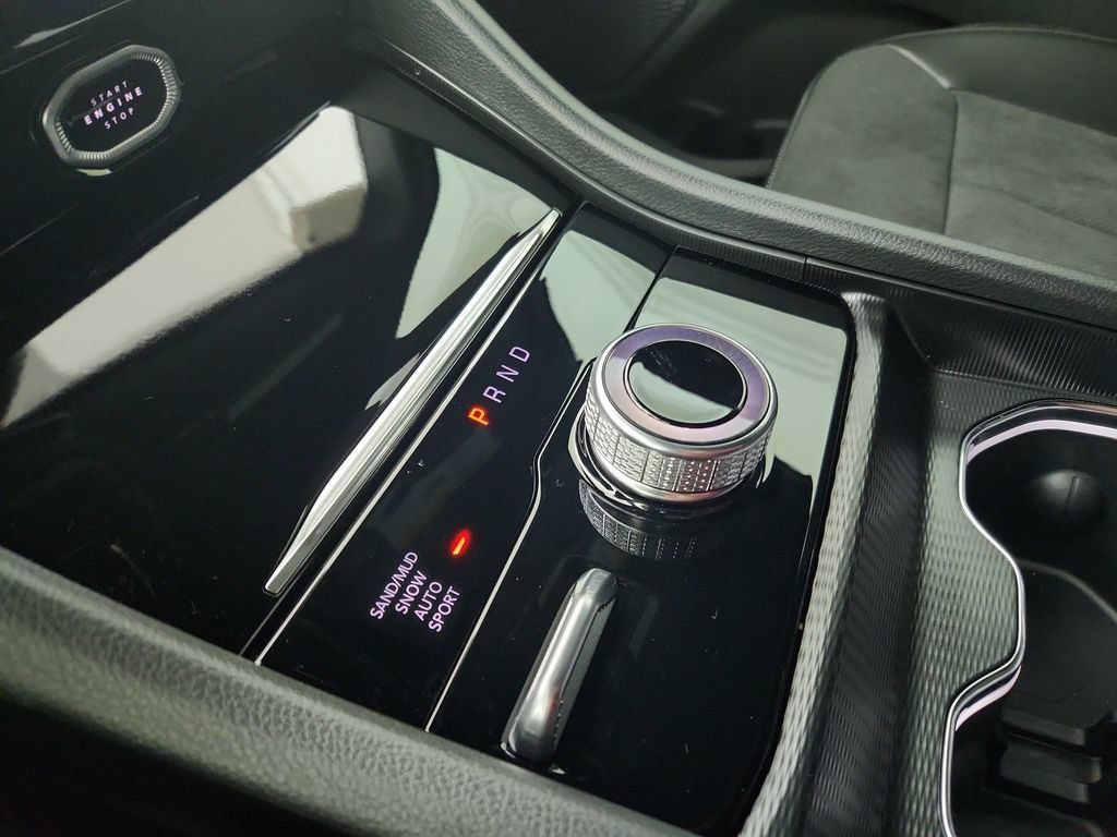 New 2026 Jeep Grand Cherokee Altitude AWD/4WD image 29