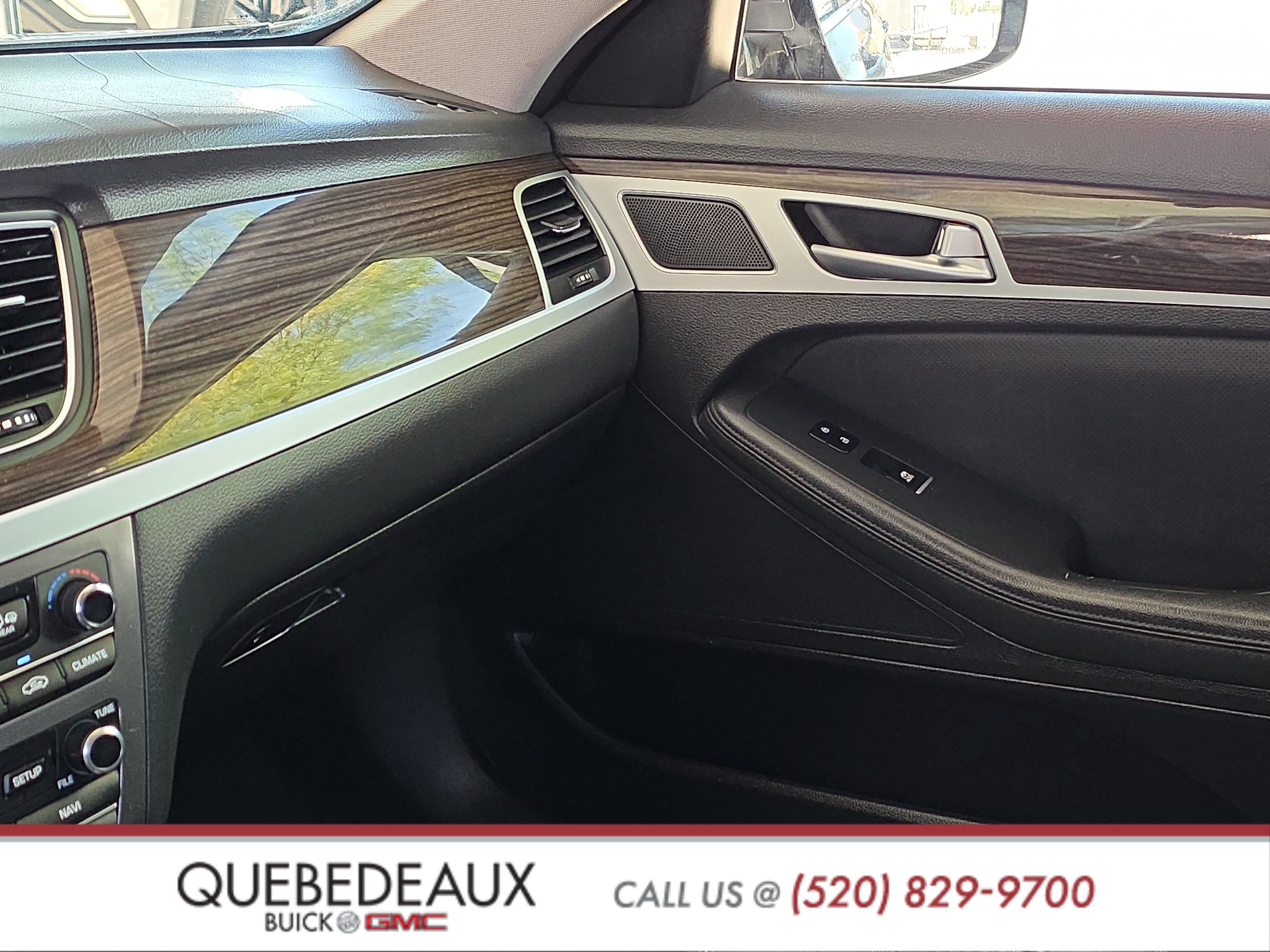 Used 2015 Hyundai Genesis 3.8 RWD image 22