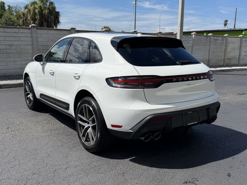 Certified 2026 Porsche Macan AWD/4WD image 3