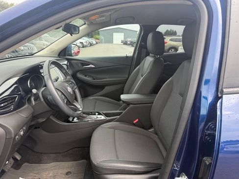 Used 2023 Buick Encore GX Select AWD/4WD image 3