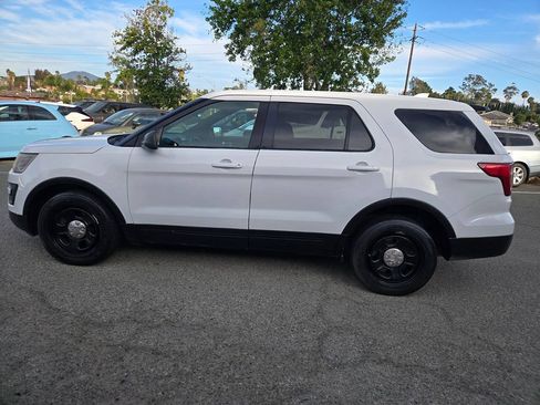 Used 2017 Ford Explorer 4WD Police Interceptor image 20