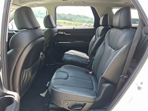 Certified 2023 Hyundai Palisade Limited AWD/4WD image 10