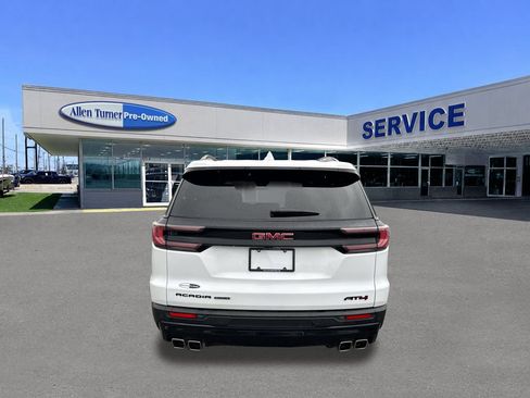 Used 2025 GMC Acadia AT4 w/ LPO, Floor Liner Package AWD/4WD image 6