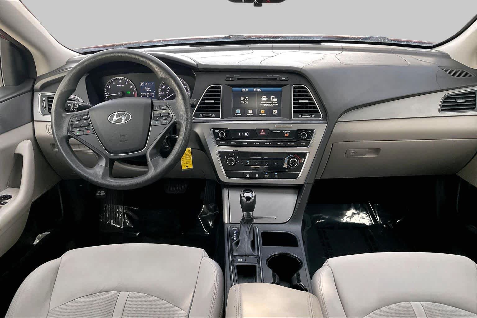 Used 2016 Hyundai Sonata SE FWD image 16