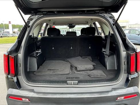 Used 2022 Kia Sorento LX FWD image 26