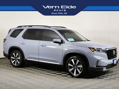 Used 2025 Honda Pilot Touring