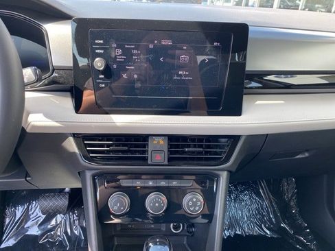 New 2025 Volkswagen Taos S image 31