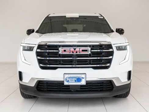 Used 2025 GMC Acadia Elevation image 6