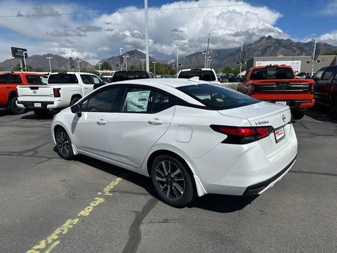 New 2025 Nissan Versa SV w/ Trunk Package FWD image 7