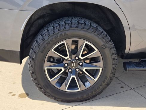 Certified 2022 Chevrolet Tahoe Z71 AWD/4WD image 26
