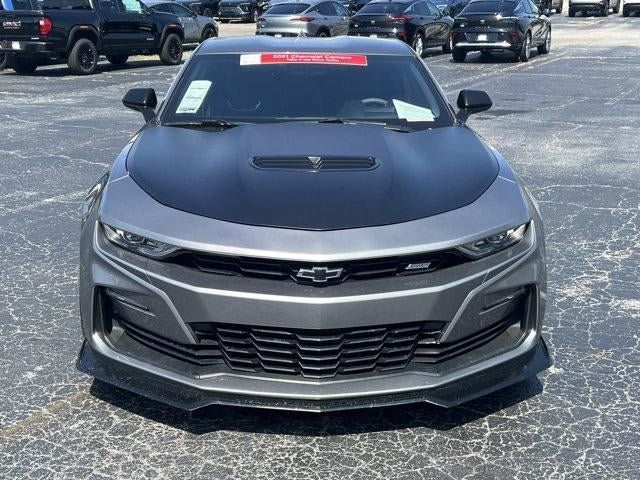 Used 2021 Chevrolet Camaro SS RWD image 2