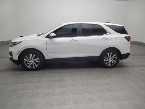 Used 2024 Chevrolet Equinox LT image 2