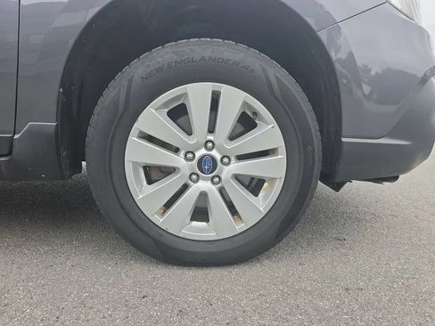 Used 2019 Subaru Outback 2.5i Premium AWD/4WD image 9