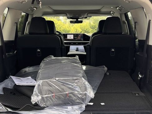 New 2027 INFINITI QX80 Luxe RWD image 26