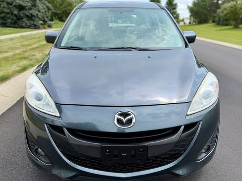 Used 2012 MAZDA MAZDA5 Touring w/ Moonroof & Audio Pkg FWD image 2
