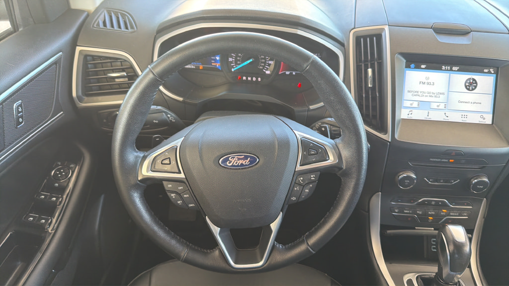 Used 2017 Ford Edge SEL w/ Equipment Group 201A FWD image 14