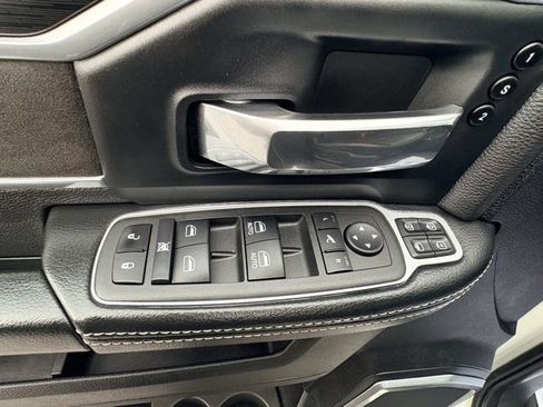 Used 2024 RAM 3500 Laramie w/ Night Edition image 24