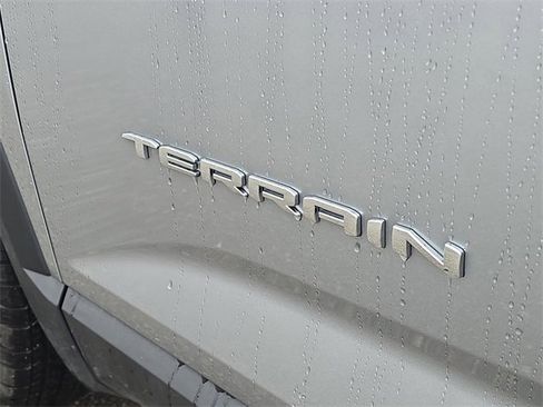 New 2026 GMC Terrain Elevation image 29