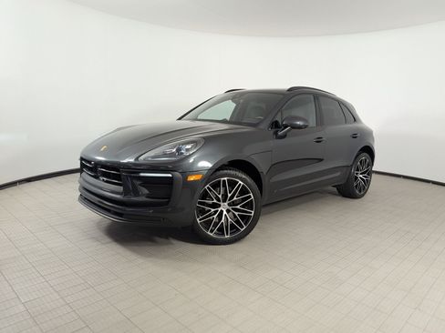 Certified 2026 Porsche Macan Turbo AWD/4WD image 1