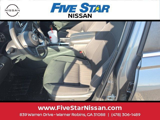 Used 2020 Nissan Altima 2.5 S FWD image 13