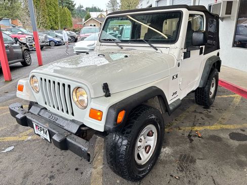 Used 2004 Jeep Wrangler X image 3