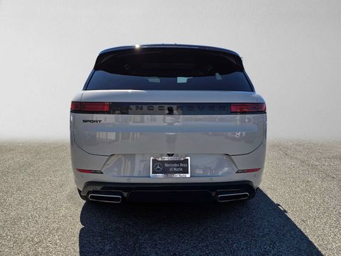 Used 2025 Land Rover Range Rover Sport Autobiography AWD/4WD image 4