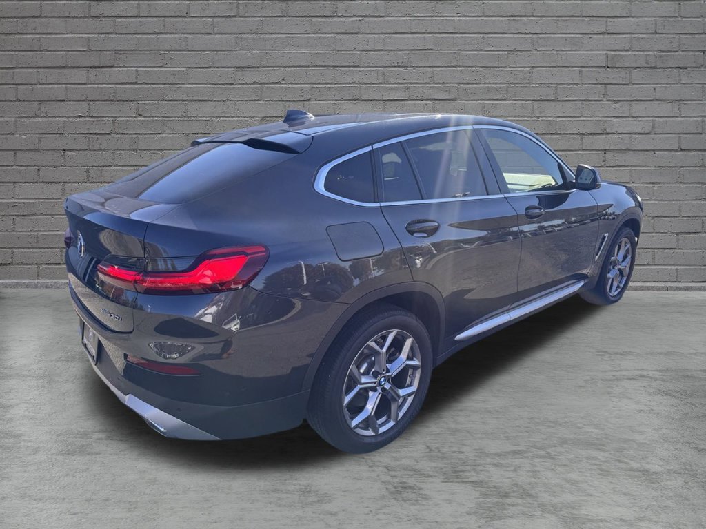 Used 2025 BMW X4 xDrive30i AWD/4WD image 10