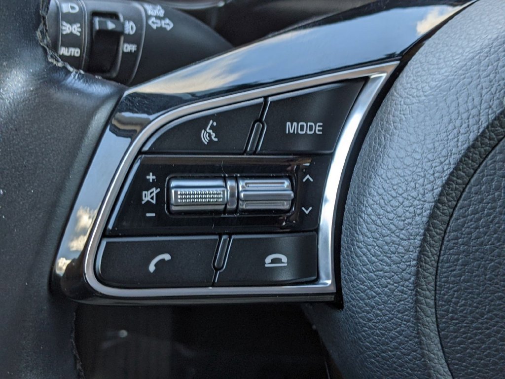 Used 2021 Kia Seltos SX w/ SX Sunroof Package AWD/4WD image 15